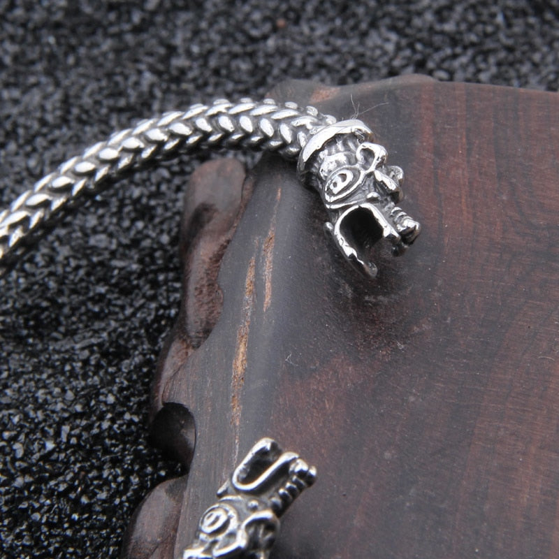Wolf Arm Ring - Viking Valor