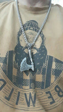 Load image into Gallery viewer, Viking Knot Axe Necklace - Viking Valor