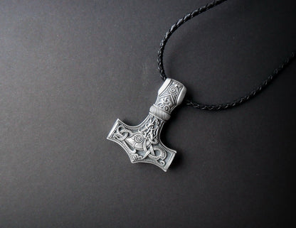 Special Mjolnir Viking Amulet